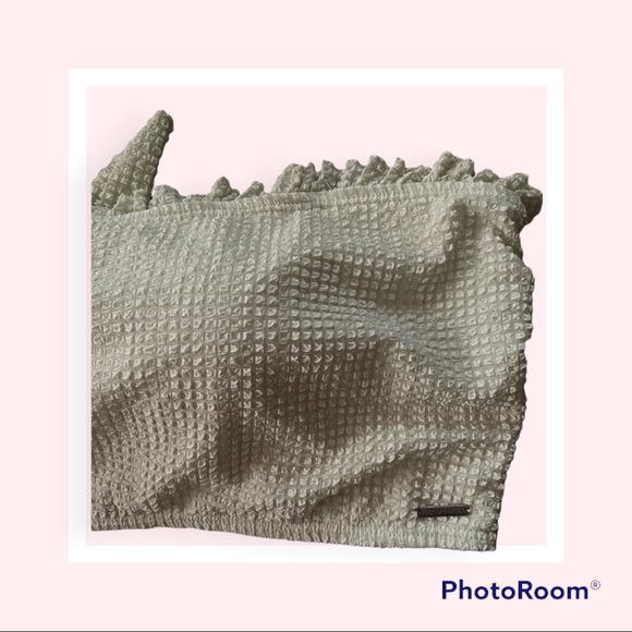 BNWT Bandeau style bikini top - Picture 2 of 7